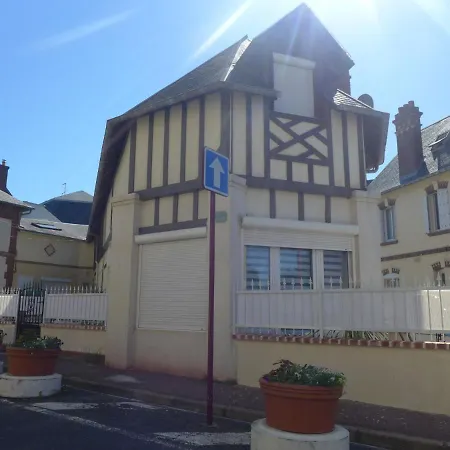 O Petit Bonheur By Interhome Apartment Houlgate